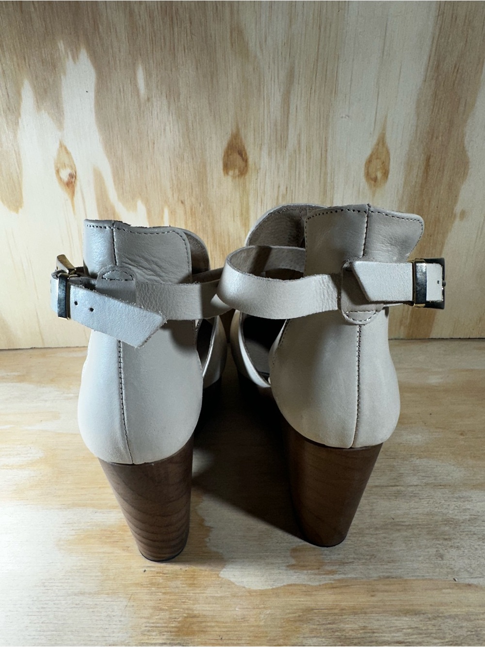 Free People Cedar Cream Cutout Clog Ankle Booties Women’s Size 6.5 - Picture 5 of 8